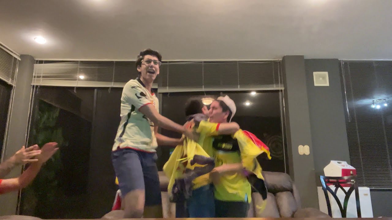 Reaccionando a BARCELONA CAMPEON ( penales )