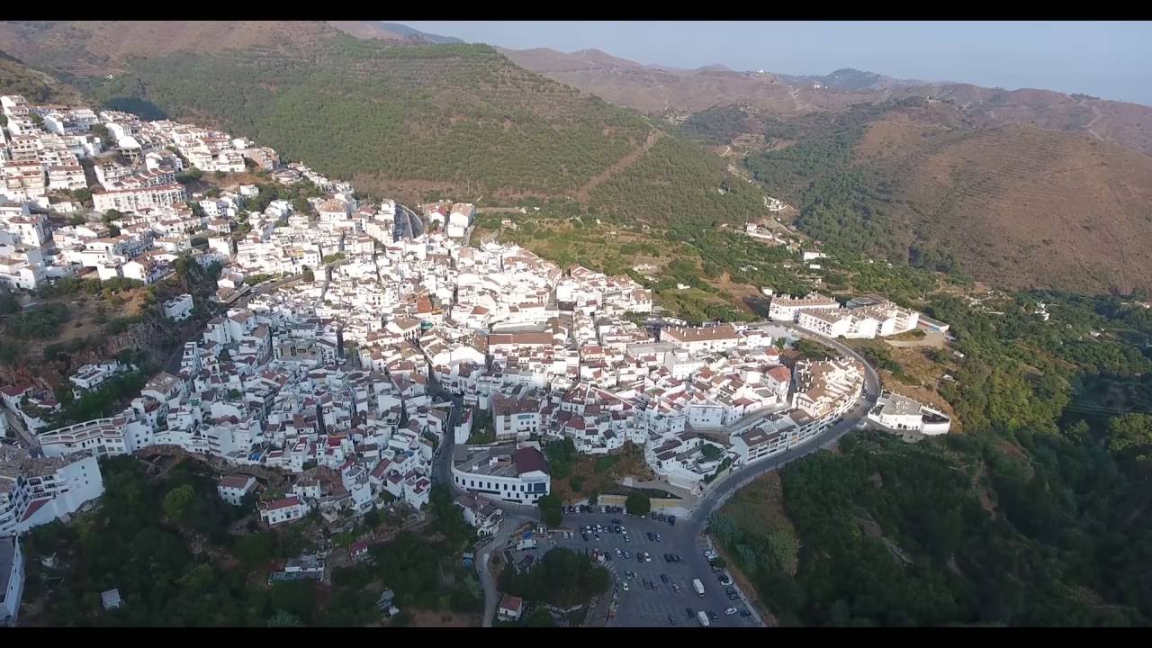 Pueblo de Oj&eacute;n (M&aacute;laga). #DRONE Phantom4 4K