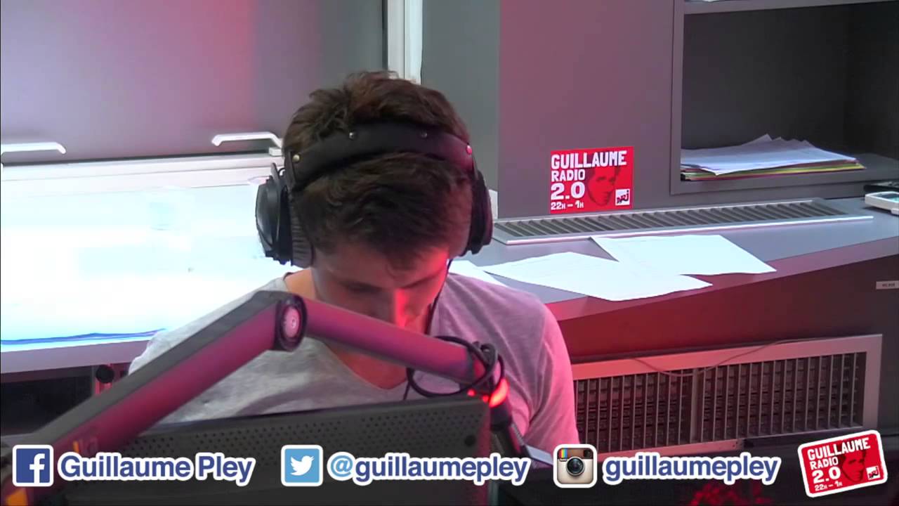 Guillaume pley apelle un gars qui la insulter sur Facebook