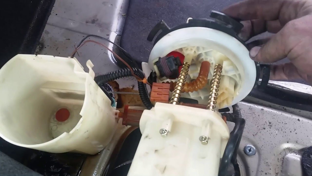 Топливный насос Hyundai Sonata 04-09 (снятие, замена, установка)
