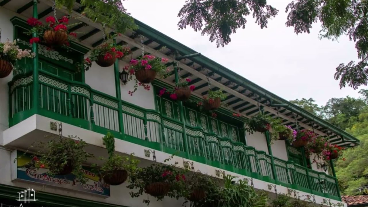 Al morir de las tardes (Pasillo) | Nano Rodrigo & La Estudiantina Colombiana