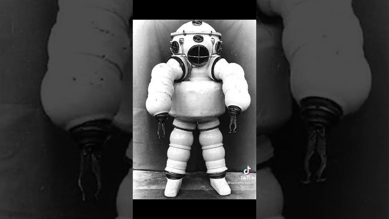 Ever Wondered What Vintage Diving Suits Looked Like? 🤿 #shorts