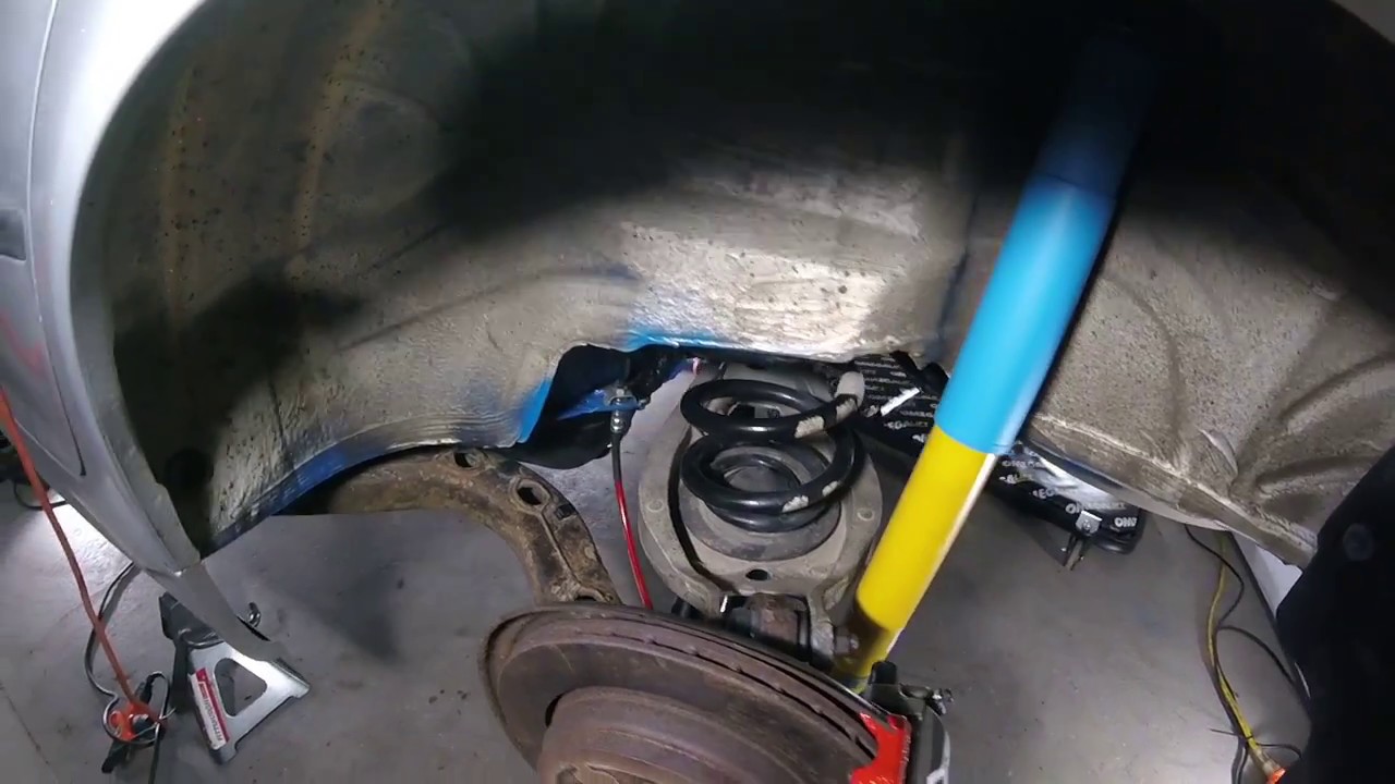 E46 Rear Suspension Install - Sleetwagon 03