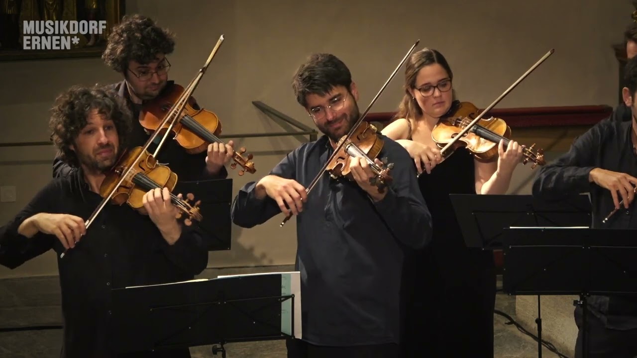 Wolfgang Amadeus Mozart: Piano Concerto No. 23 A major KV 488 (Version for Strings and Piano)