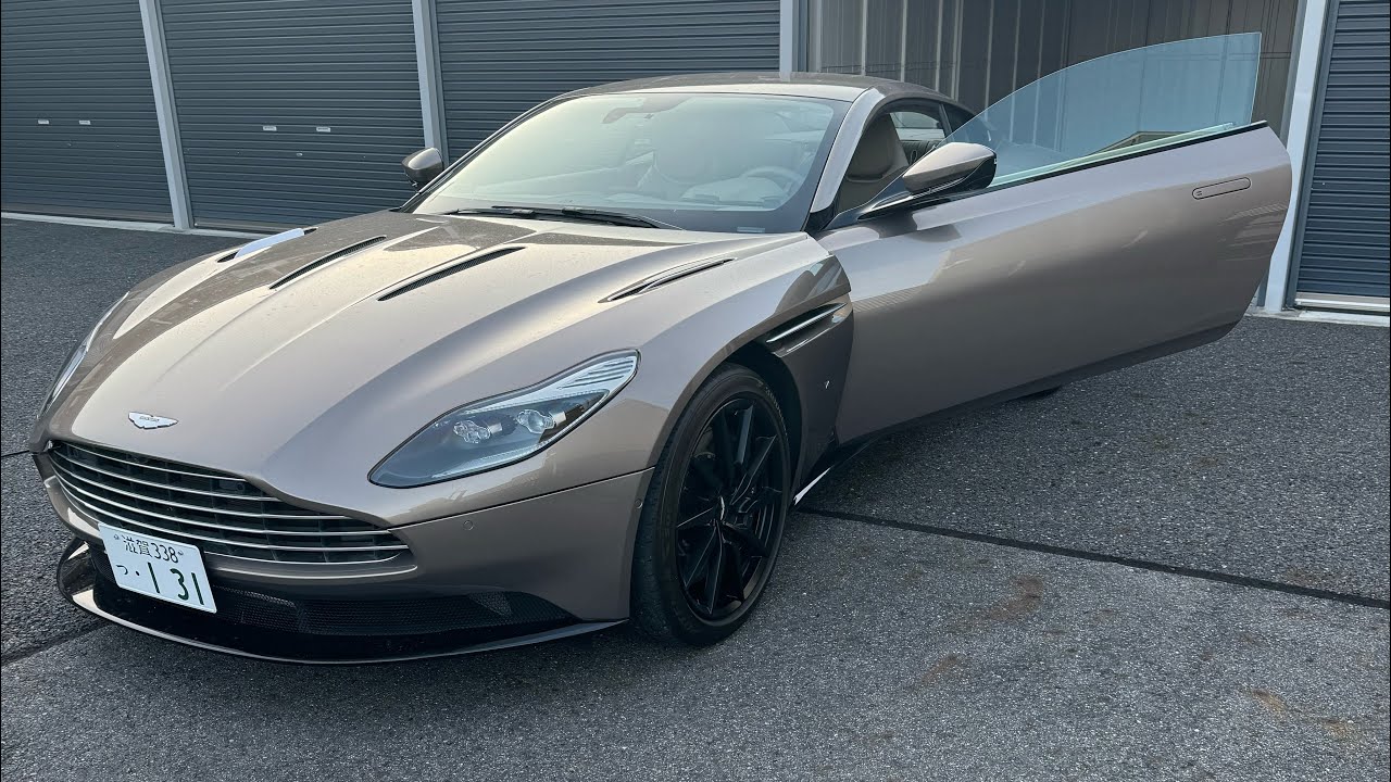 Discussing the Aston DB11 V12 sound