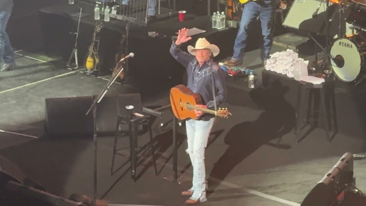 Gone Country - Alan Jackson (Boston, MA 8/2/2024)