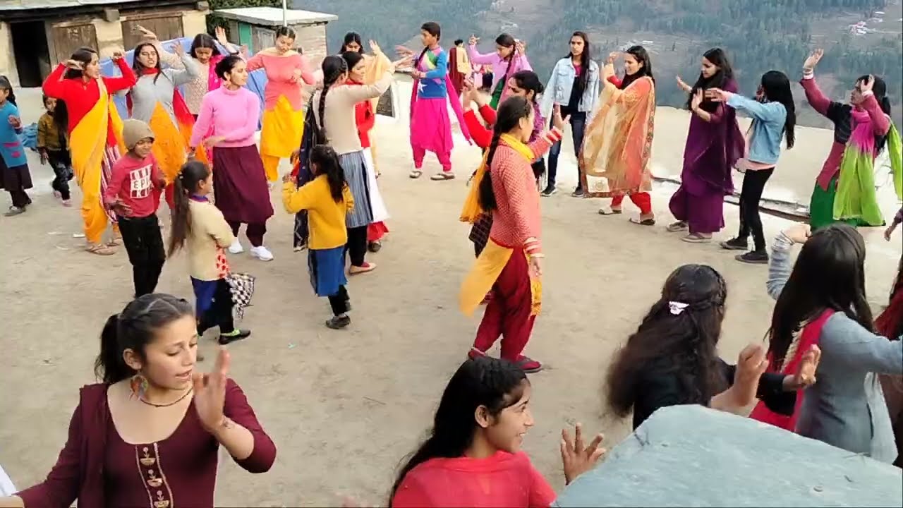 churahi nati on dj // retirement party // beautiful cultural dance // churahi culture