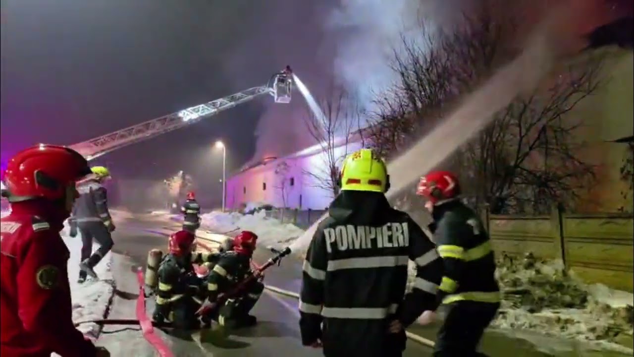 Alba24 Video: Incendiu service auto Alba Iulia