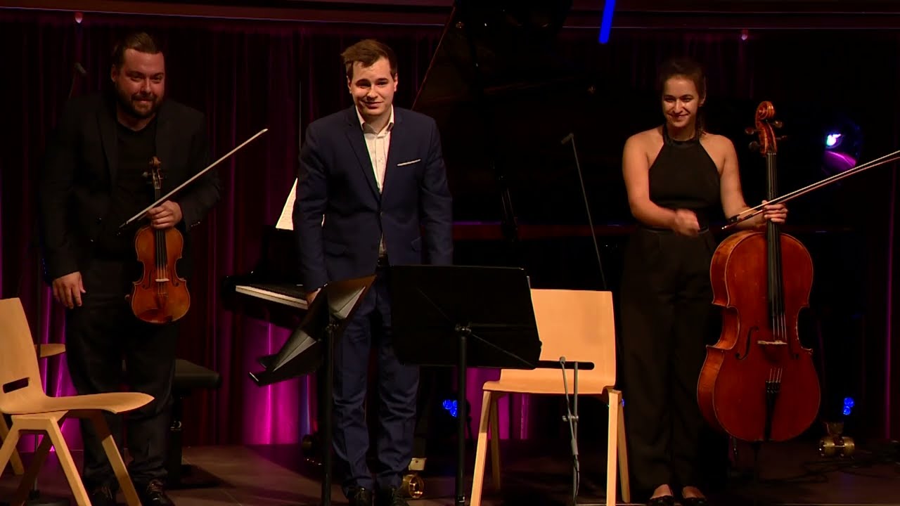 F. Liszt: Hungarian Rhapsody No. 9 'Carneval de Pest', Trio Bohémo
