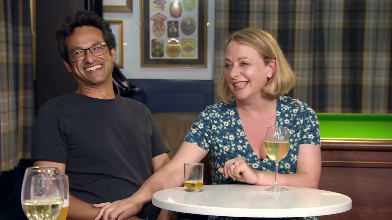Four in a Bed S28E23 The Halfway House Inn