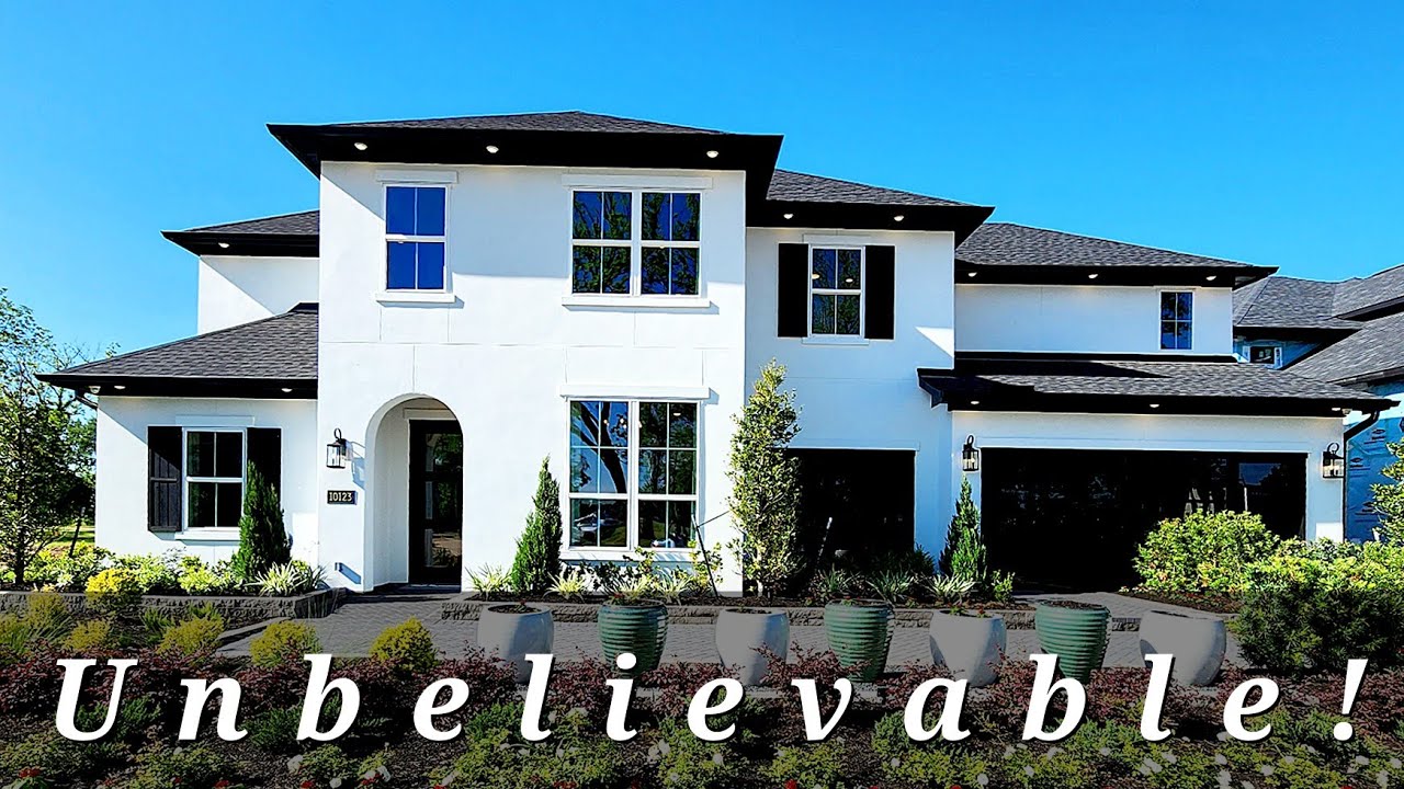 Gorgeous 5 Bedroom Home w/UNBELIEVABLE Layout!