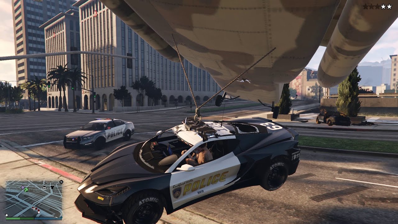 GTA V Online My Police Car Gets Hooked By A Cargobob & Dropped Onto A Building Roof🚁🚓😂