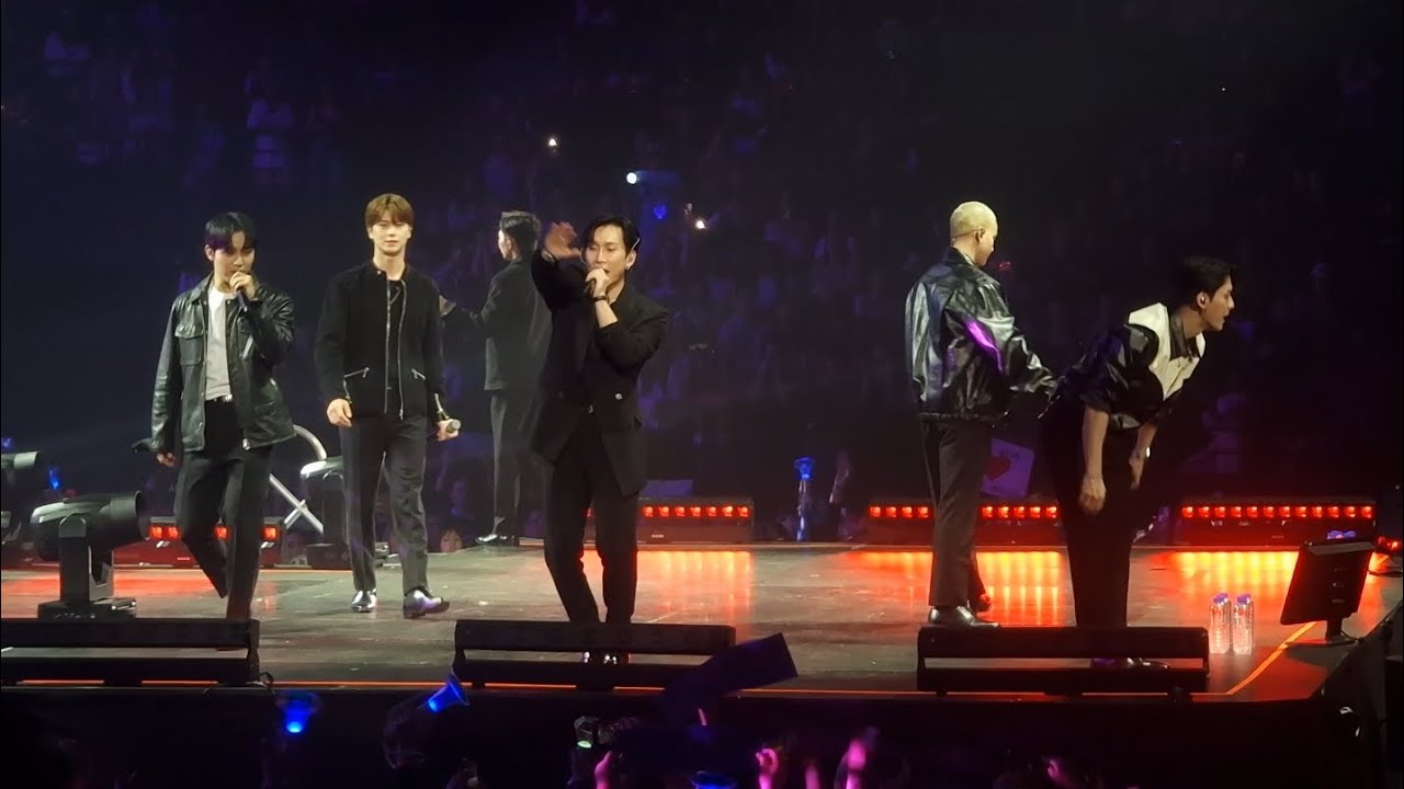 BTOB - DREAMER, Paris 18.02.2023, Accor Arena, MIK Festival  D1