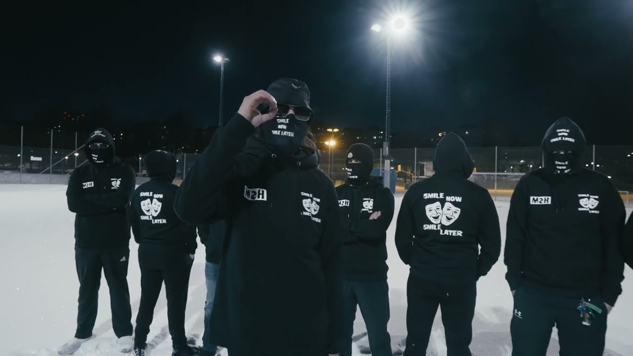 M2H - Olagligt (Officiell Video)