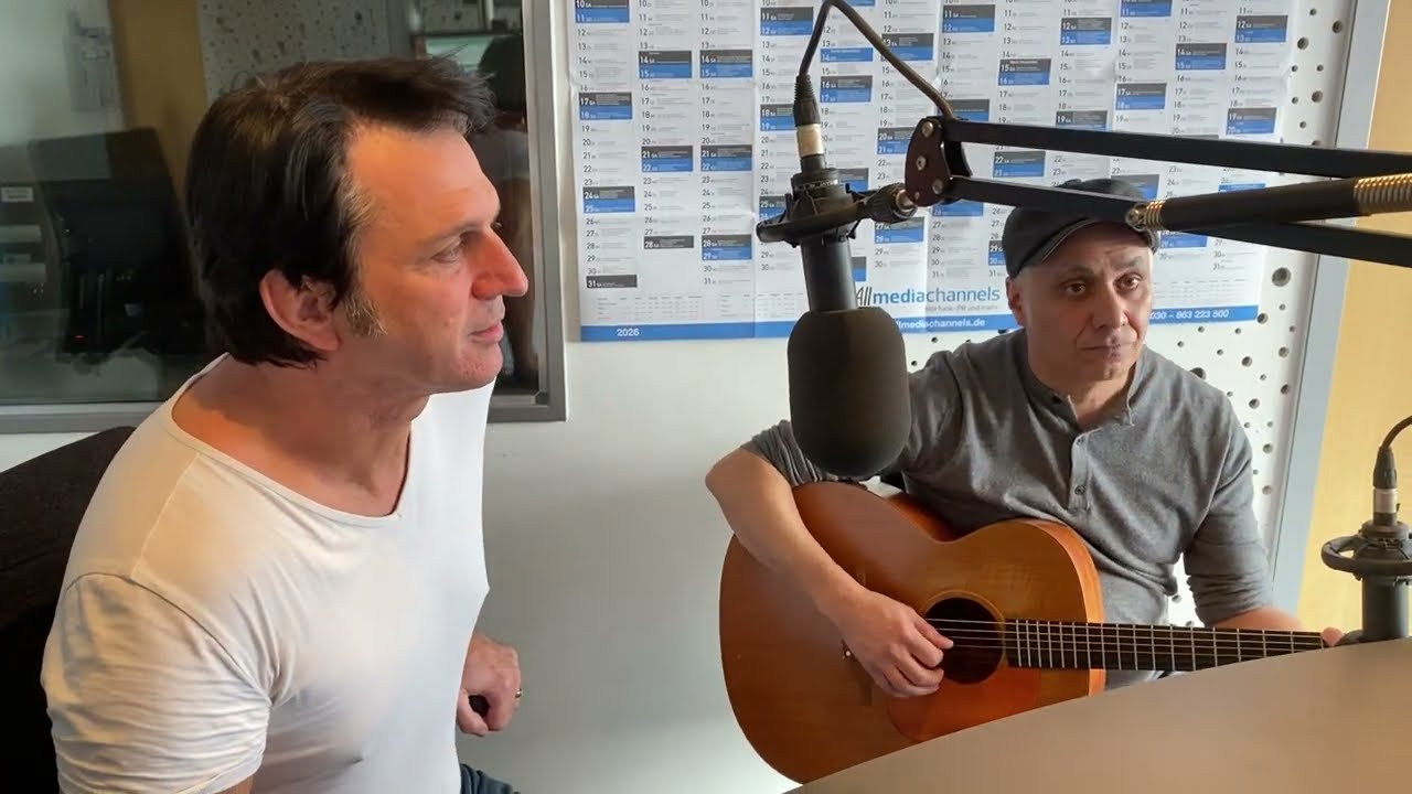 OLIVER STEINHOFF & ADRIANO BATOLBA - Can't help falling in love / Runaway @ Radio Hagen