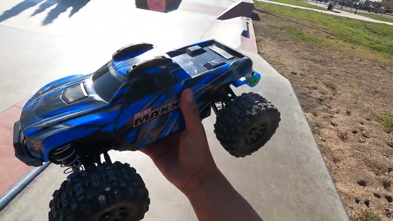 The Ultimate Rc Mini Basher Out There (Skate Park Bash)