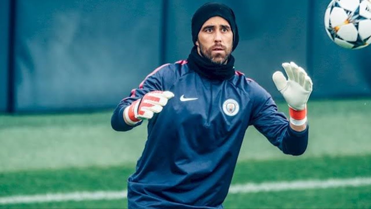 Treinamento do Goleiro Chileno , Claudio Bravo ll Treino Completo HD