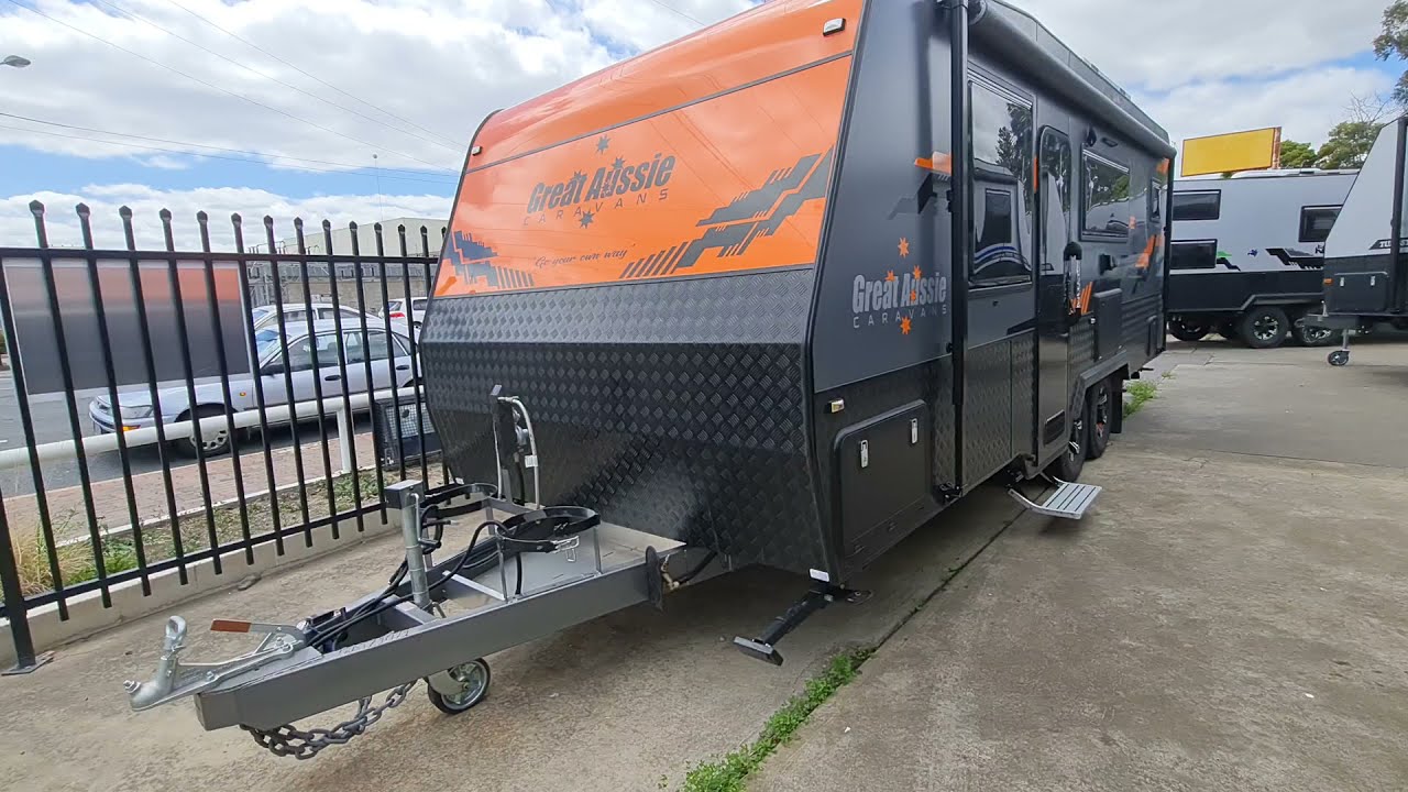 Great Aussie Caravans 2ourer 21'6 (Walk Through)