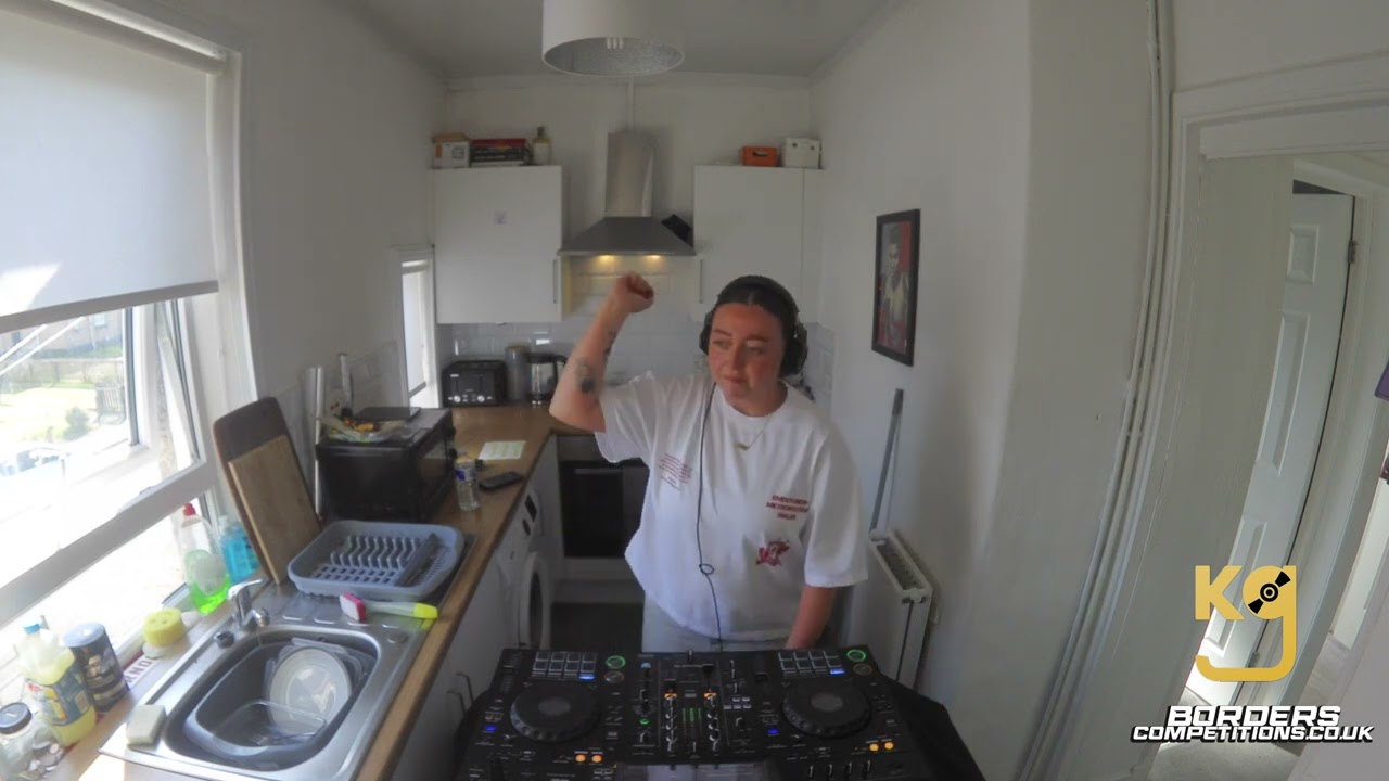 KITCHEN GAFF EPISODE 038: LOZ (HARD HOUSE & TRANCE MIX)