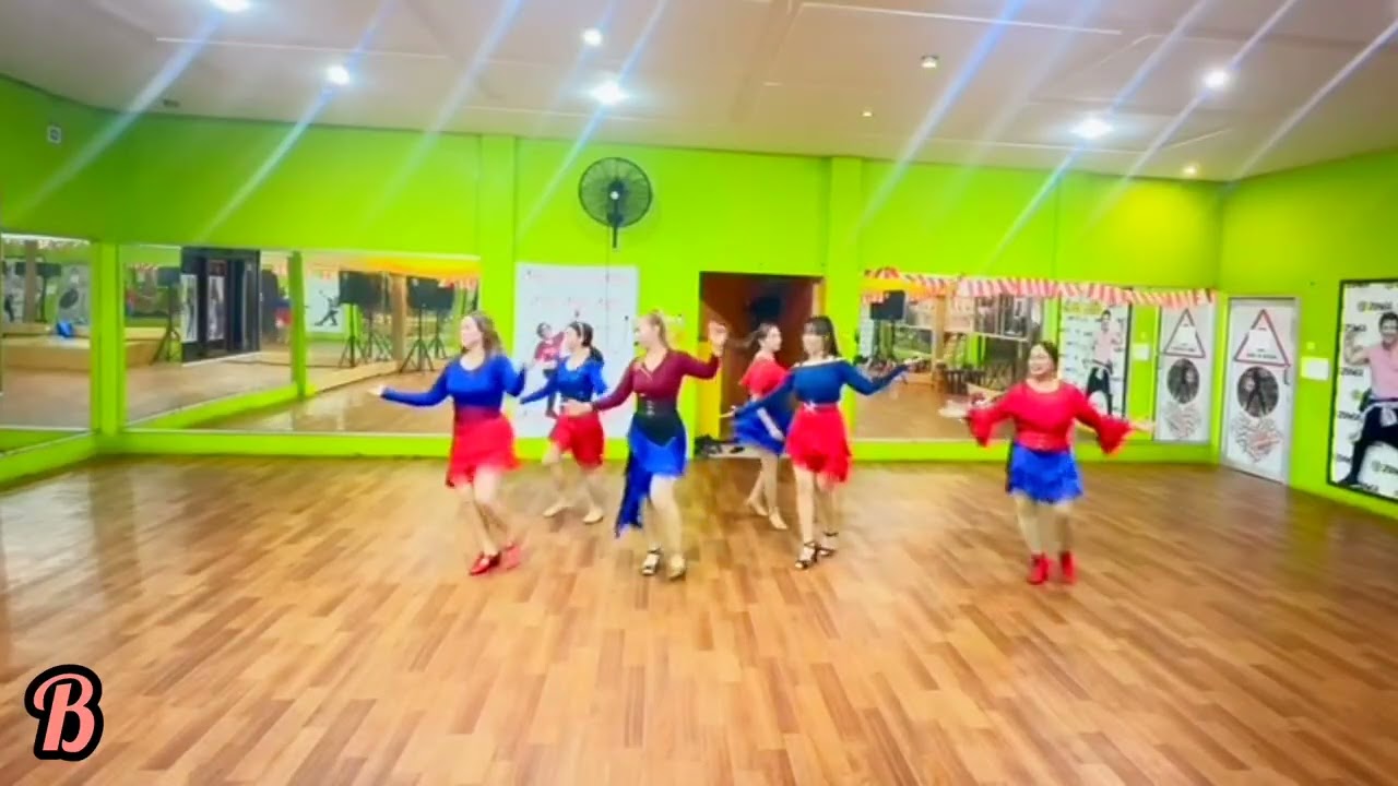 Back In Town|Linedance|Choreo Scott Blevins, Jo Thompson .S,Joey Warren(USA)|Demo by Lilas LLD