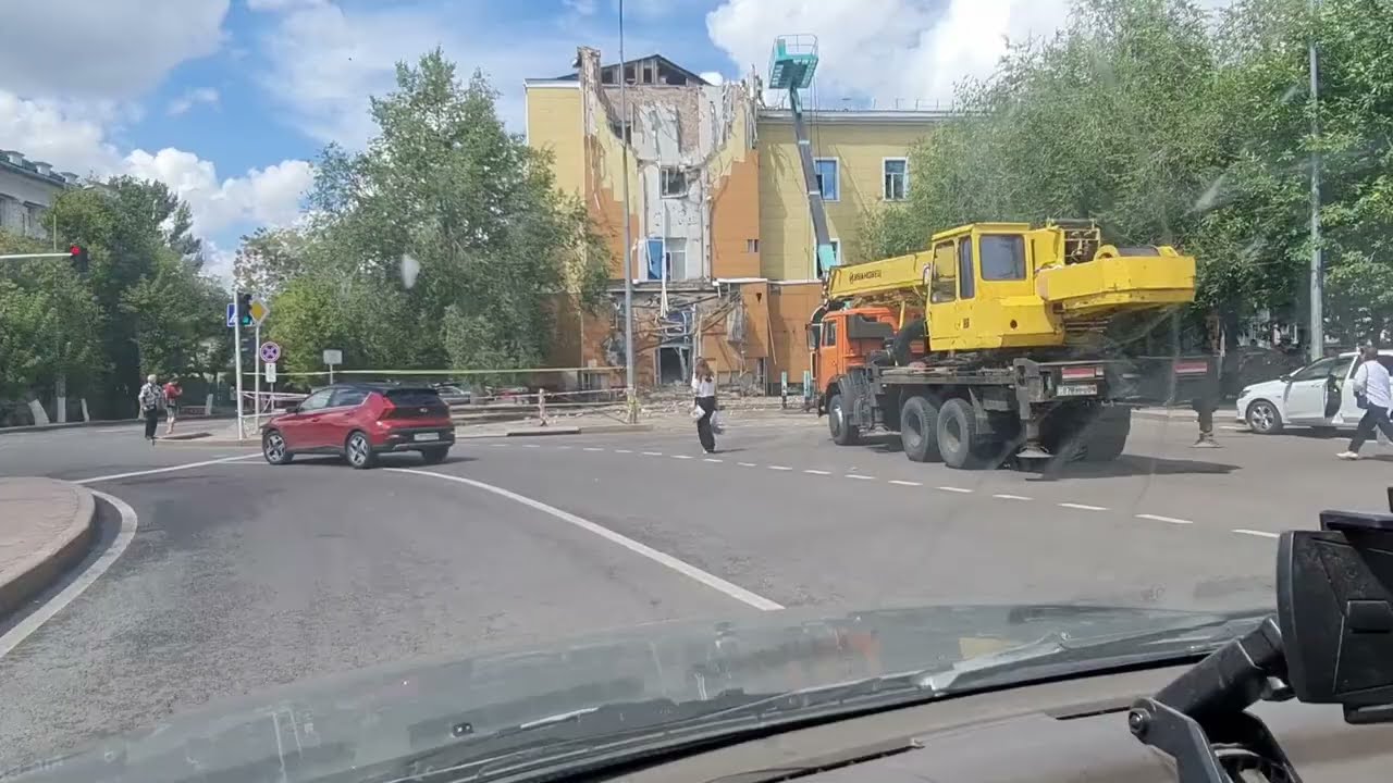 Архитектурная катастрофа на пл. Гагарина