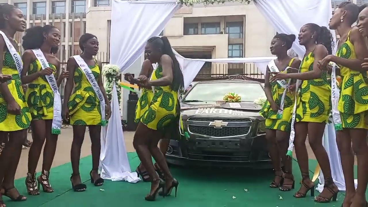 Miss Earth Liberia unveils 2020 Winner Vehicle.