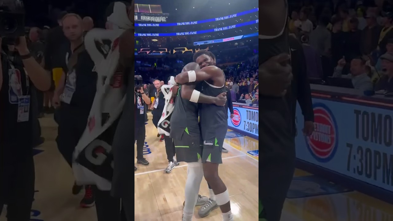 Randle & Edwards embrace after the series clincher!