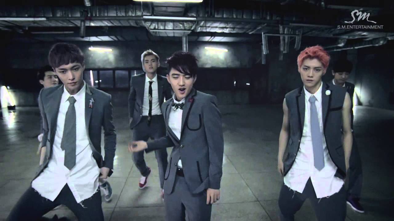 EXO (Growl) Music Video - HAVE A GHOST
