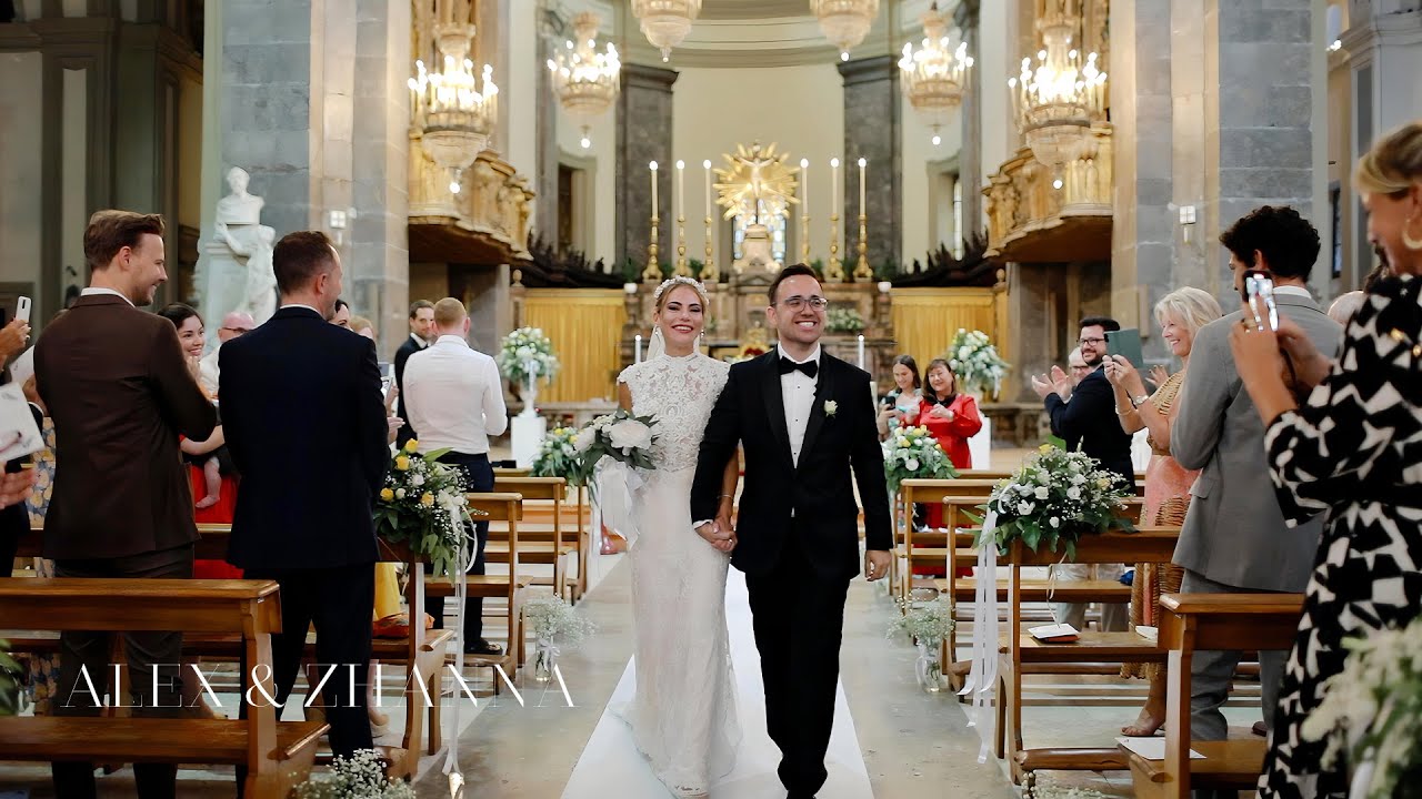 Best wedding in Sicily. Official ceremony in Church of Saint Domenico in Palermo, Sicily.