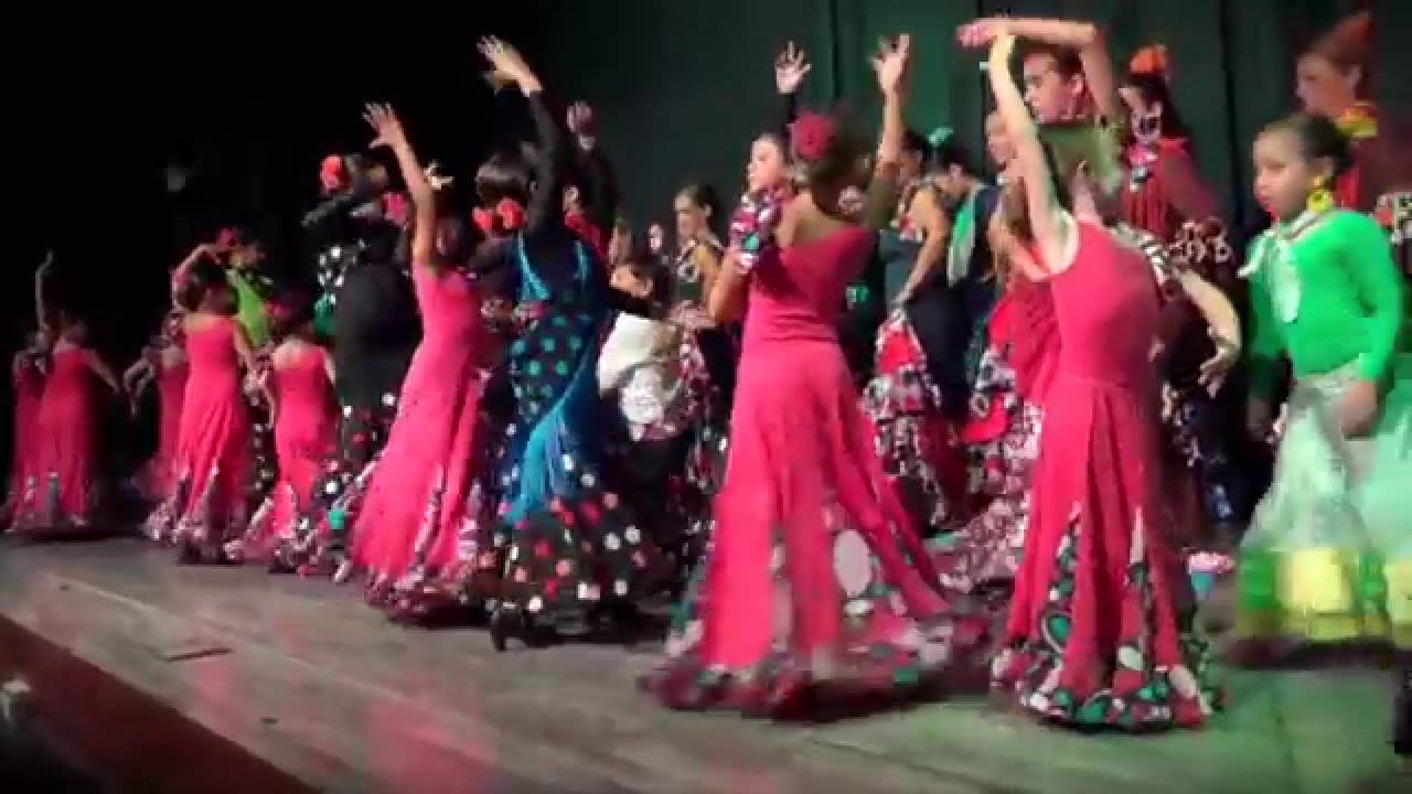 ACTUACI&Oacute;N FINAL DEL FESTIVAL DE LA ACADEMIA DE DANZA LOLA GARC&Iacute;A JUNIO 2014