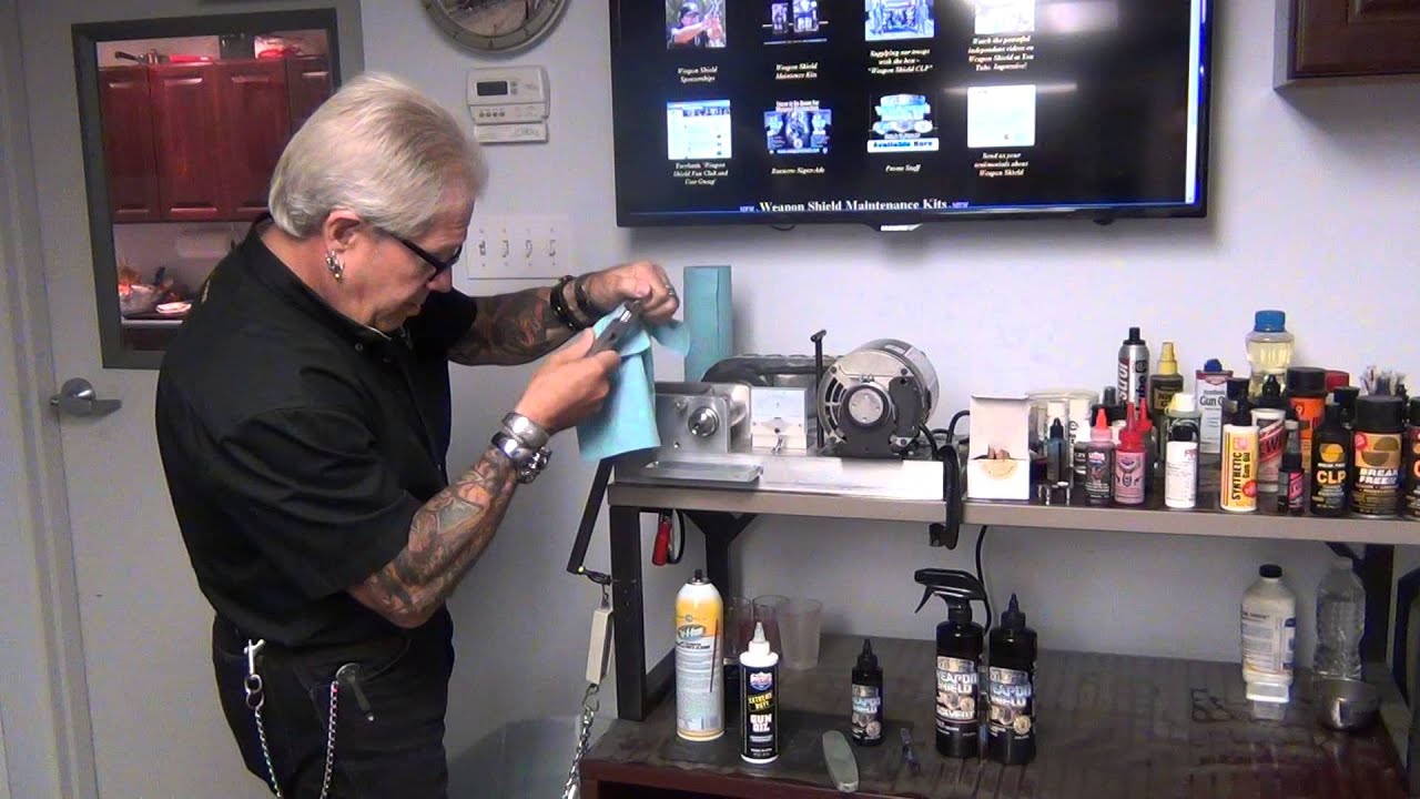 Lucas Extreme Duty Gun Oil and Weapon Shield