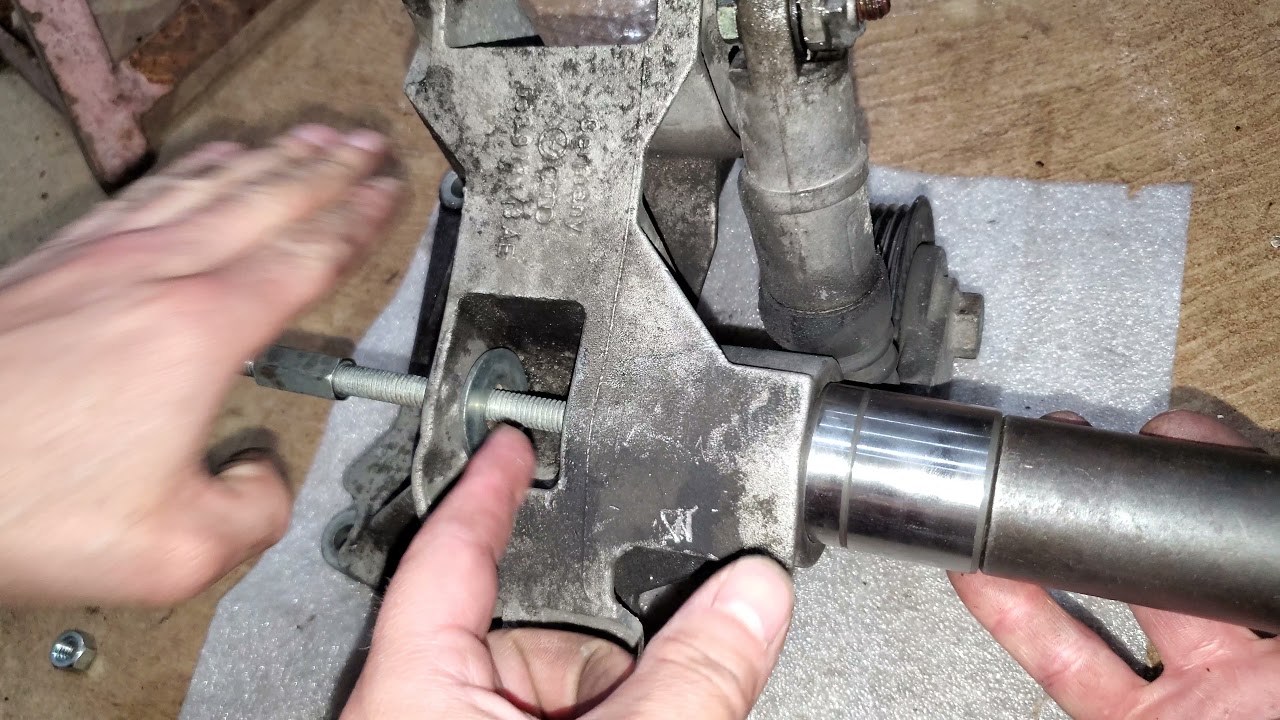 05 VW Passat 2.0 Tdi replace fan clutch bearing part 2