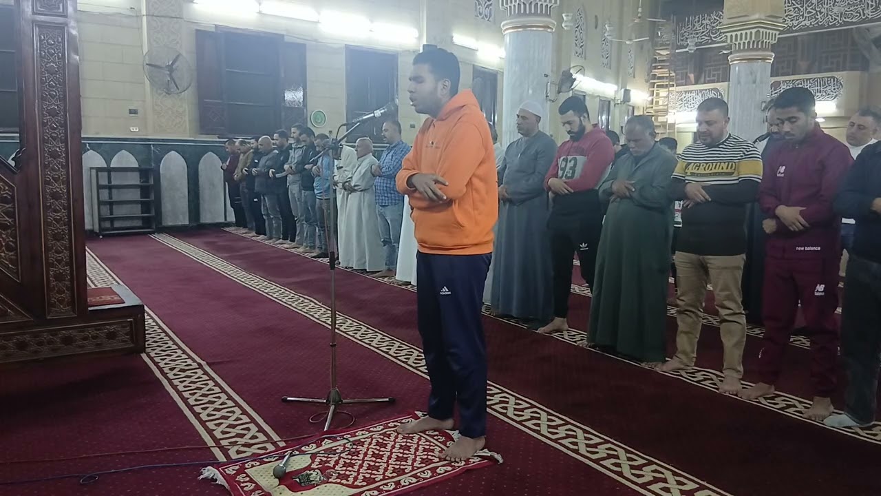 صلاة العشاء مسجد المعهد الديني المحلة الكبرى 