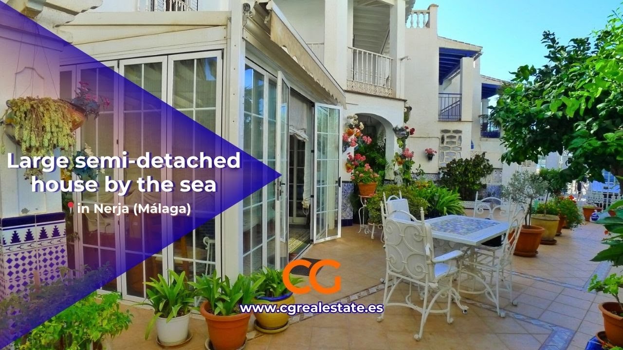 Semi-detached house in Nerja (Málaga) with sea views, 3 bedrooms, 3 bathrooms and private parking
