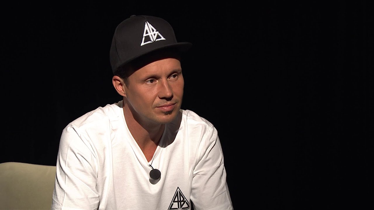 Povídej: Úspěch ve sportu je o hlavě, řekl motokrosař Podmol. Promluvil o depresích i otcově smrti