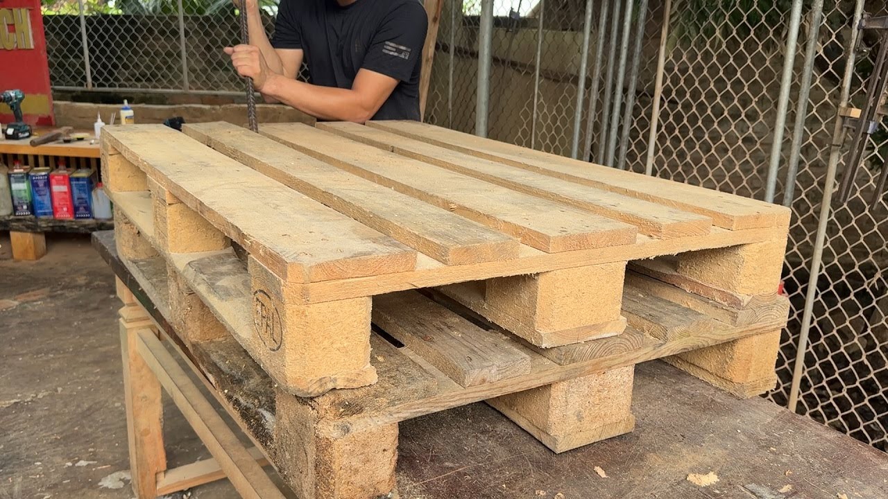 The Idea Of Making Furniture From Old Pallets. How To Build A Storage Cabinet Using Oold Pallet Wood
