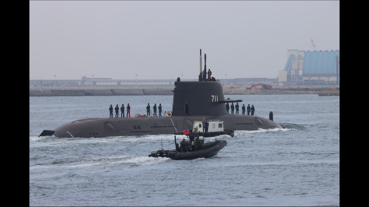 [中華民國海軍] SS-711 海鯤號 潛艦 | 260205海試 全紀錄  內有獨家排氣注水片段 | 穿裙裙拍船船