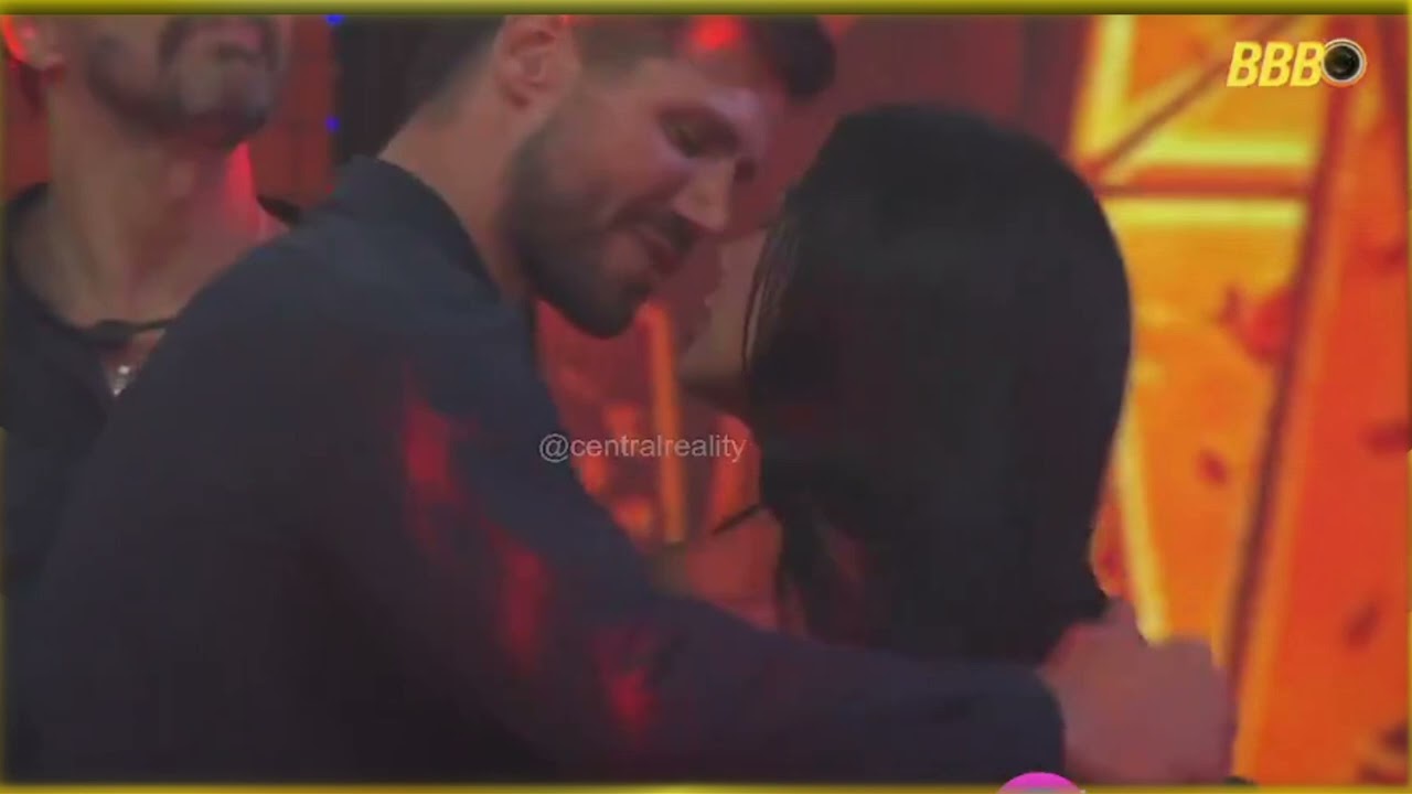 🔥TALARICOU? MARCIELE e JONAS SE BEIJAM NA FESTA!  | BBB 26