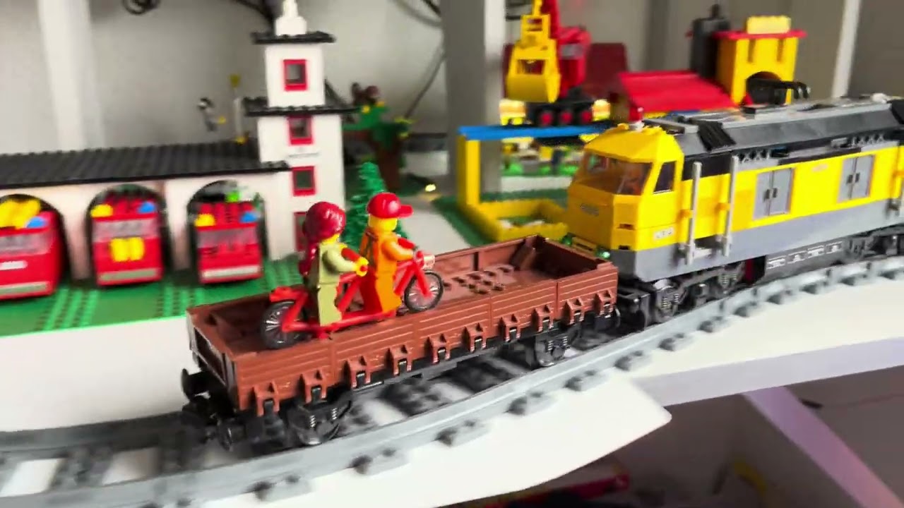 LEGO-Tandem auf grosser Fahrt durch Legohausen