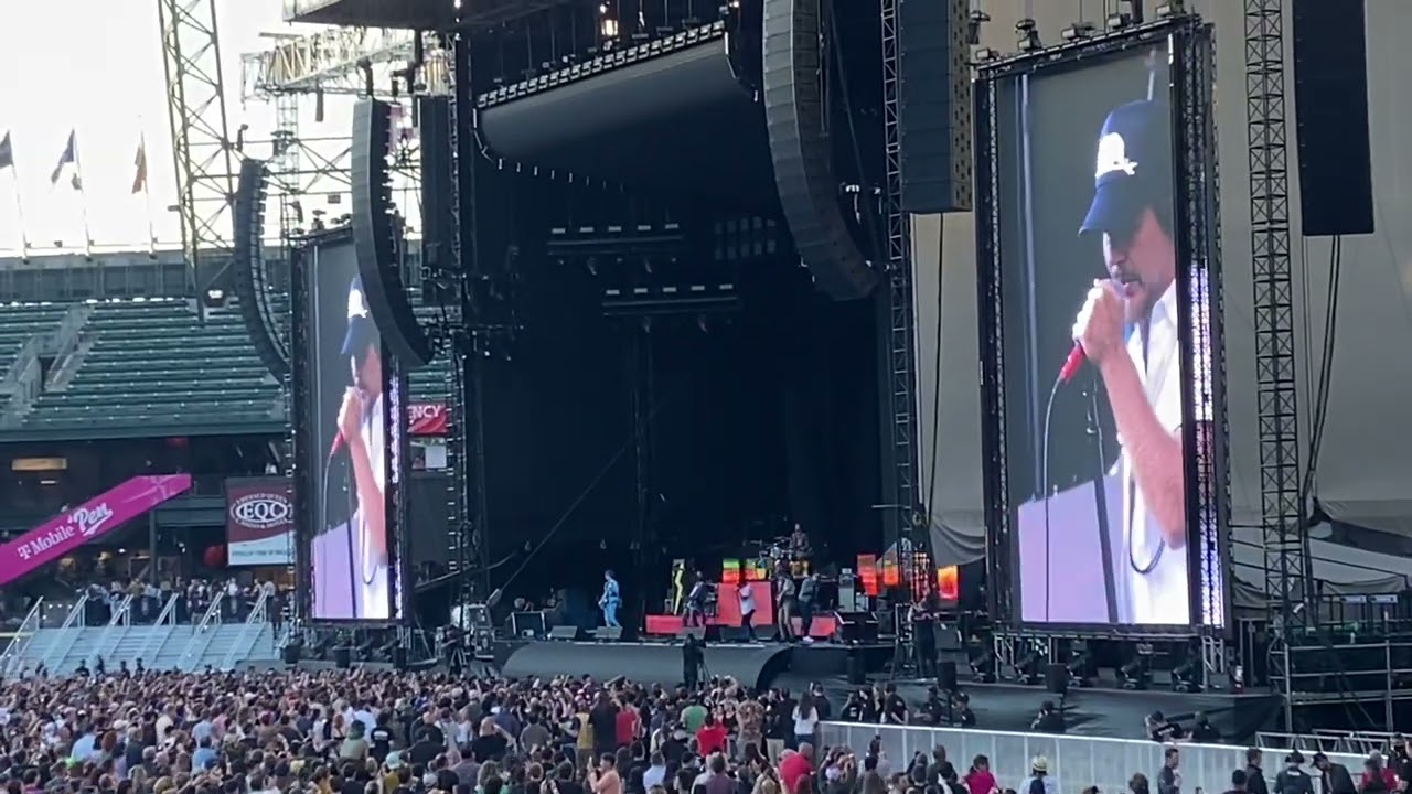 The Strokes Juicebox with Eddie Vedder live in Seattle August 3 2022