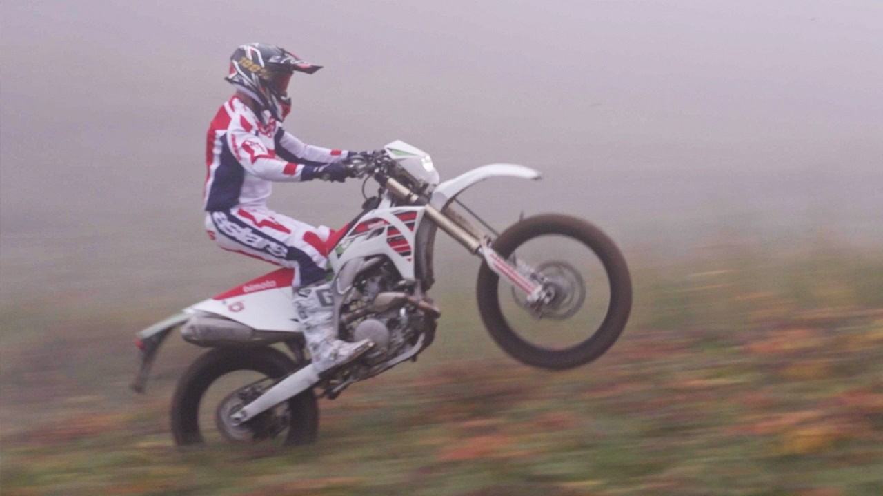 BX450: ENDURO ESTREMA