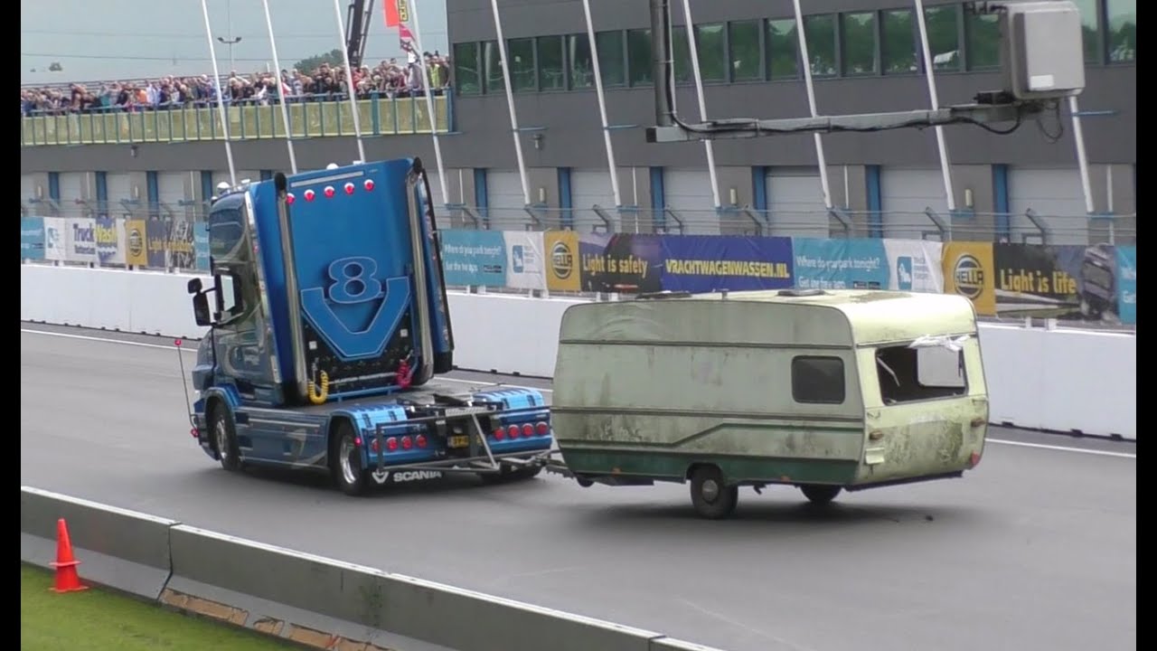 caravan demolition derby Truckstar festival Assen 2016