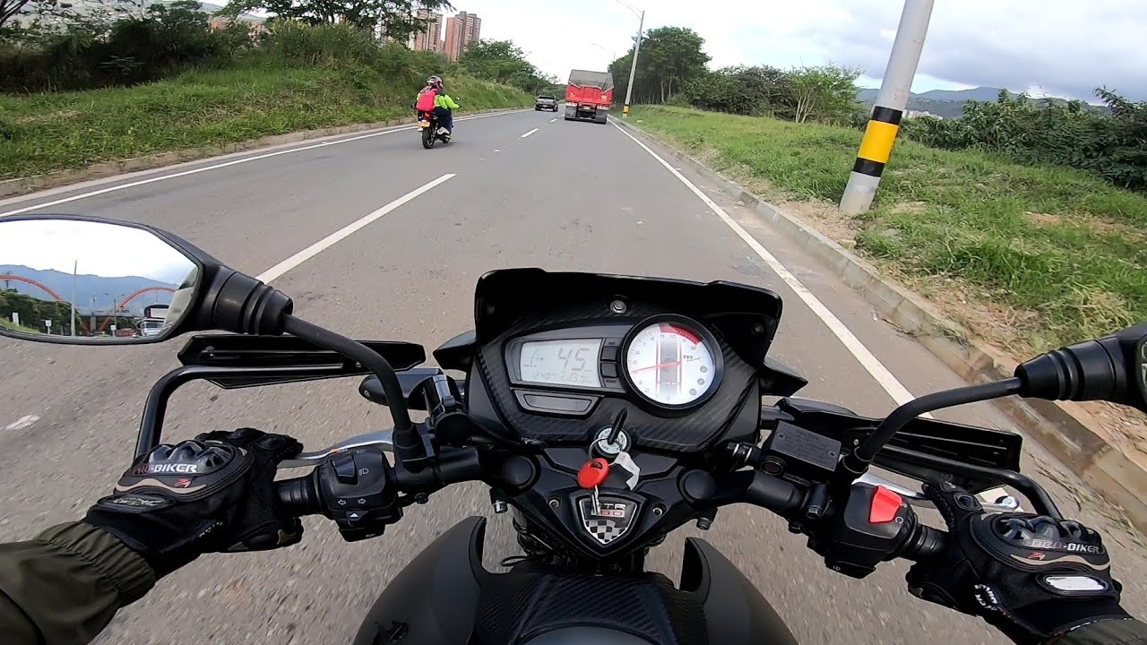 TVS Apache RTR 180 2V 2022 Prueba de Manejo | Medina Motors