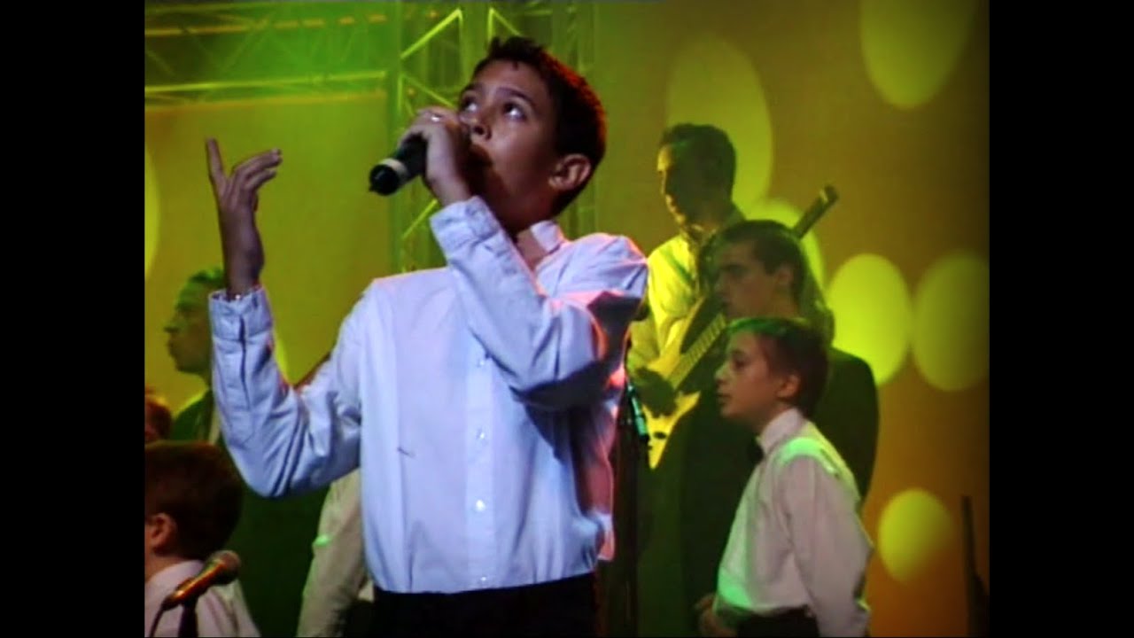 Les Petits Chanteurs d'Asnières -  L' Aventure  ( Gala 2002)