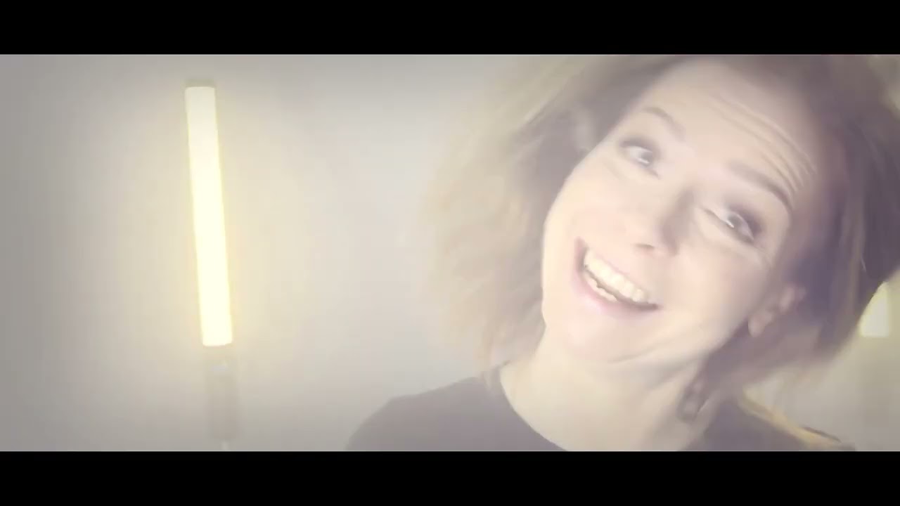 Plameny - Kdo jsi ty // (oficiální video)
