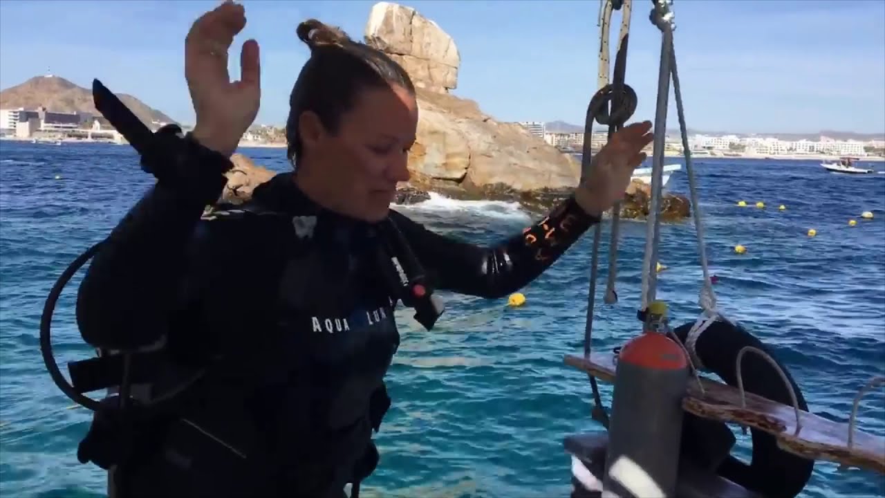 Scuba diving Girls in wetsuits