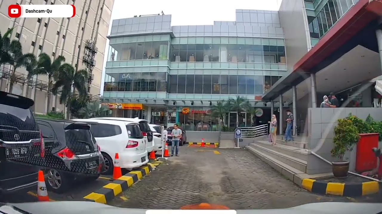 Dashcam Perjalanan 08 Januari 2023 #003 Ke Gramedia Matraman - Jakarta