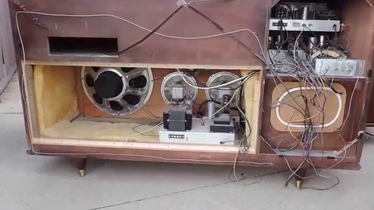 ELECTROHOME 1950'S ERA  HI FI CONSOLE - THE CLARION 001