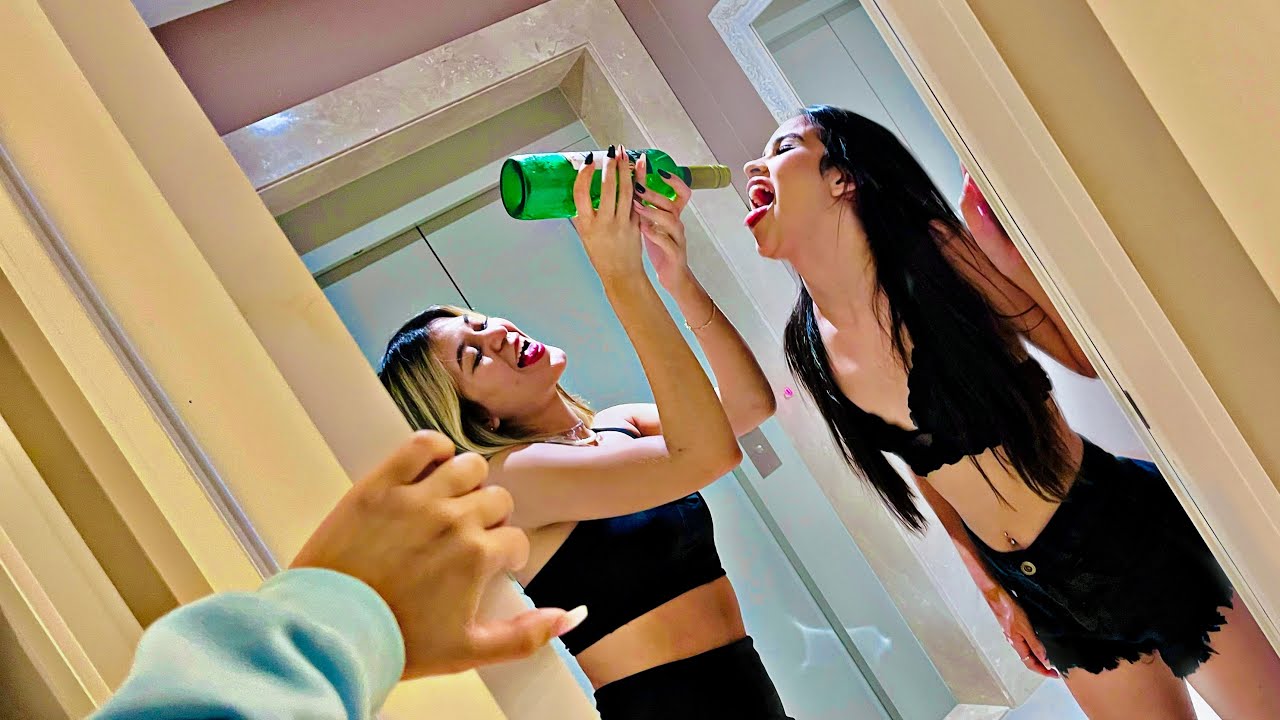 A VIVIAN E A ELIZA CHEGARAM BEB4DAS EM CASA!