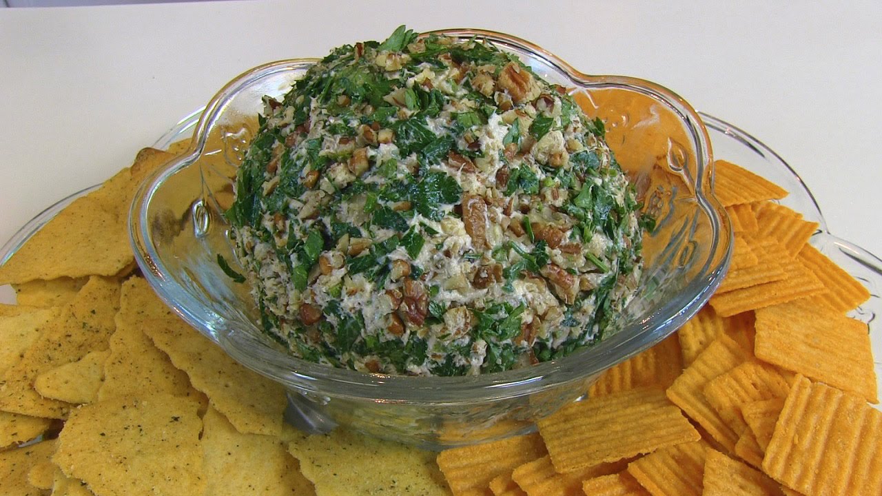Betty's Appetizer Salmon Ball